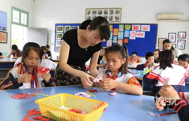 国内久久这里只有精品 “久久”坚持精挑细选海报