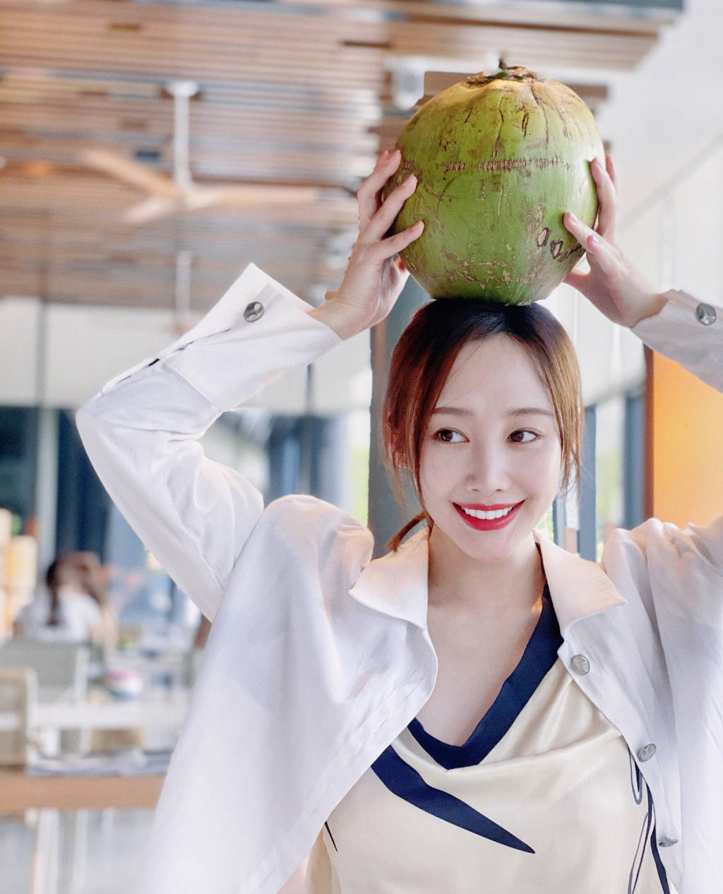 表番 录像带或网络平台发行海报