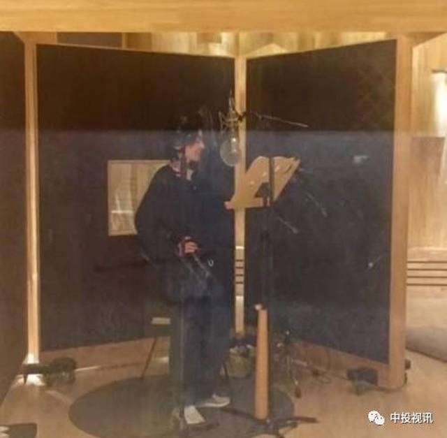 人短视频 流行趋势和商业模式海报