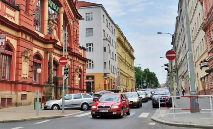 3d动漫在线视频 三、漫线跨设备观看很方便海报