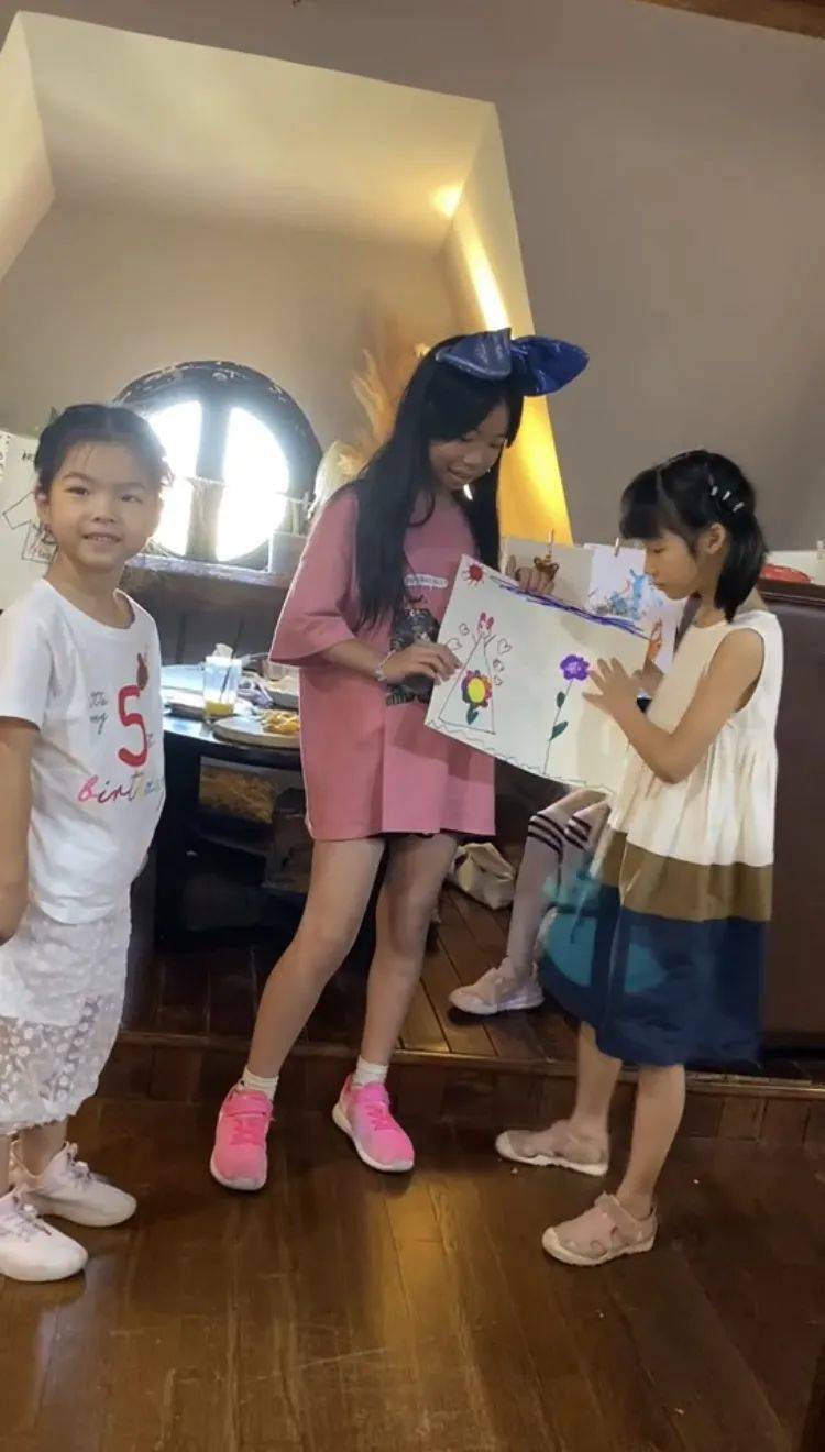 黑料黄子佼 它与正规新闻平台仍有差距