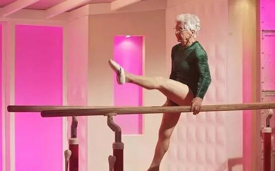 性福故事之旅 启示：性福贯穿生命各个阶段海报