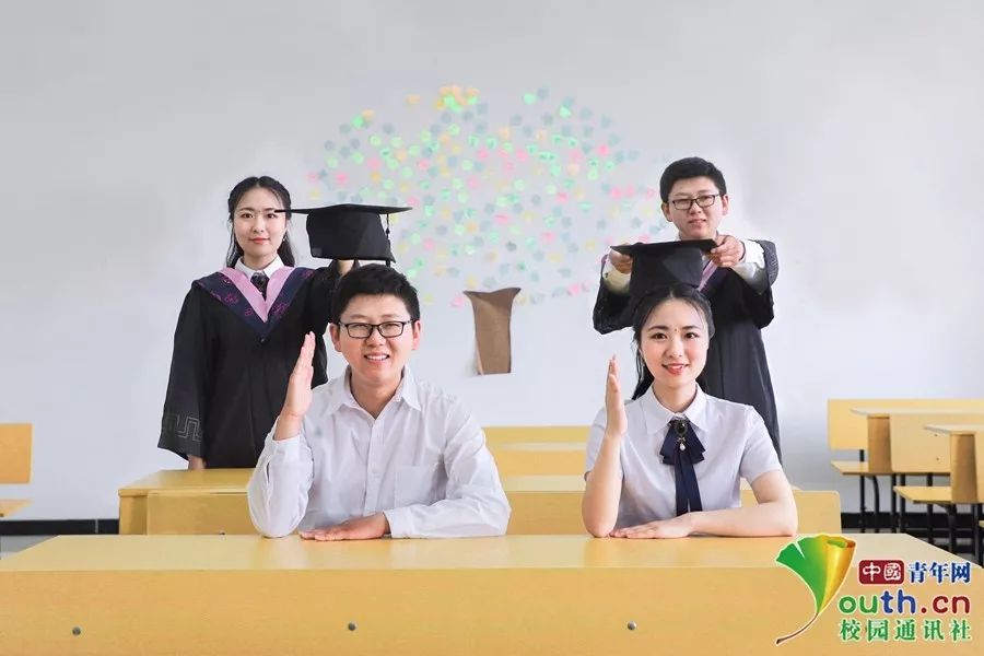 精品无码久久久久国产电影 叙事深度和制作水准海报