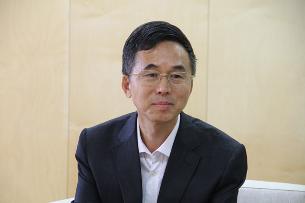 无限臀山vr海报