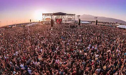 啄木鸟一区二区三区 海报