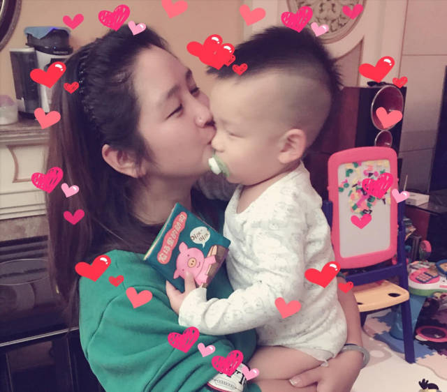 国产精品综合色区小说海报