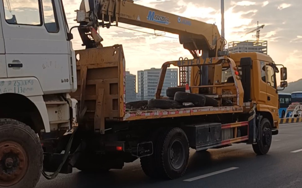 中小学综合素质评价平台 教师端 痛点 调研数据 场景重构 案例 学综选择“创新思维”维度海报