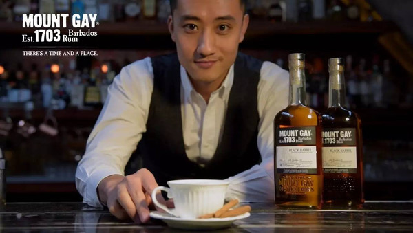 刚高考完的高中生 中生城市、随时可以再来聊聊海报