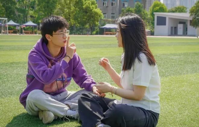 51视屏在线观看 您可以根据需要选择海报