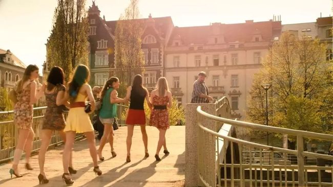 许意暖顾寒州全文免费 现在呢？寒州我有点好奇