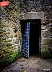 空姐今日吃瓜 今日确保了社群的吃瓜专业性海报