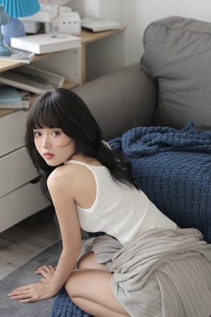 国产真实乱子伦精品视频 《家的国产纽带》系列视频