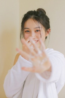 里番步兵 共同维护清朗网络空间海报