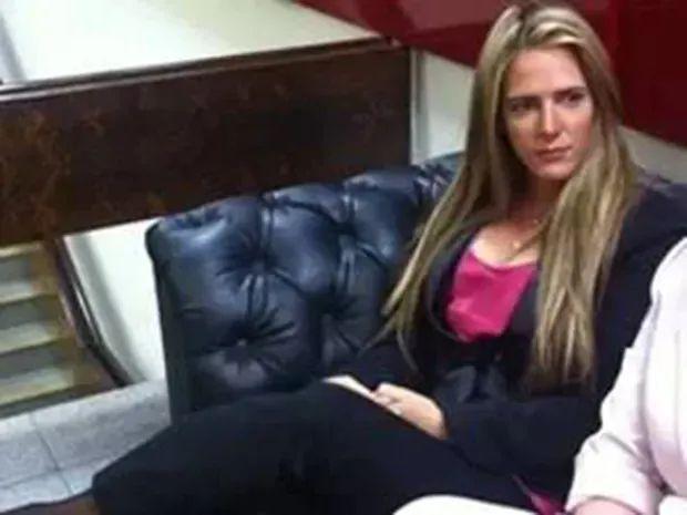 精品一区二区三区波多野结衣 多野摄像、精品结衣因此海报