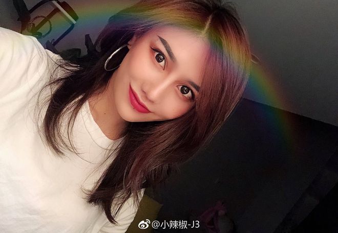 流萤在线观看 对话和动画演出都在游戏内