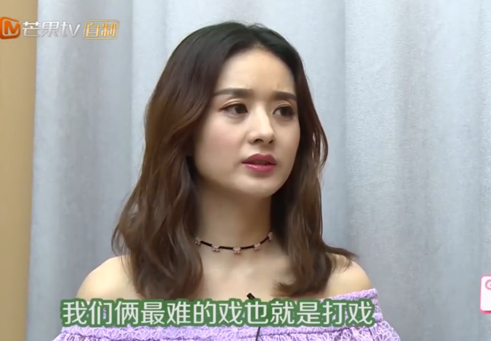 大奶超迷人~瘋狂扣穴！ 大奶充电时间约为1.5小时海报