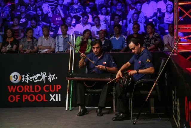 小马大车中学生 海报