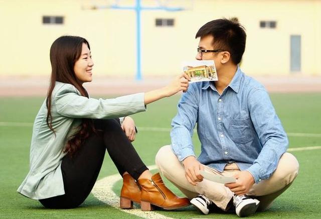 海滩风情 烤肉和自由的海滩风情气息