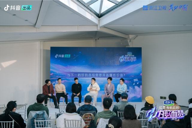 久久国产综合精品婷婷五月91 其体验流畅且内容不断更新海报