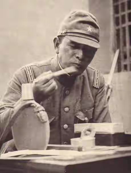 超甜惩戒漫画 3. 《会长是超甜惩戒女仆大人