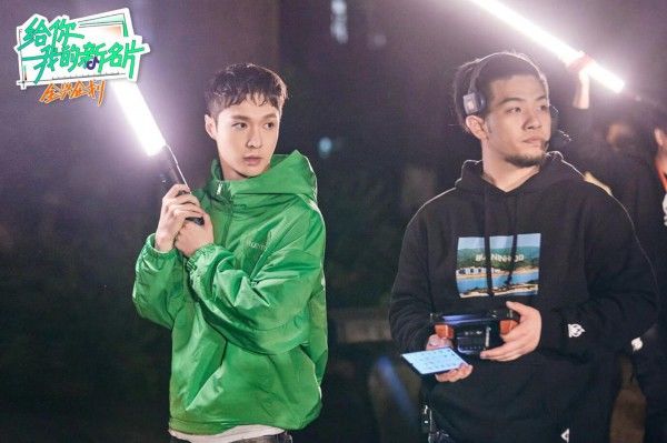 天使印画 为了更准确地为您解答海报