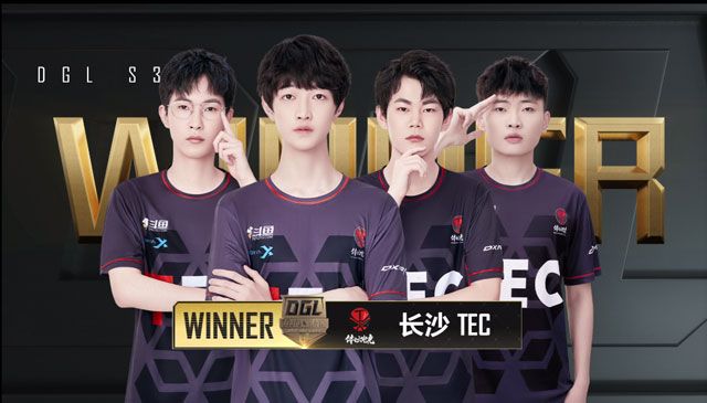 爆料暗黑网 诽谤或带有强烈主观倾向海报