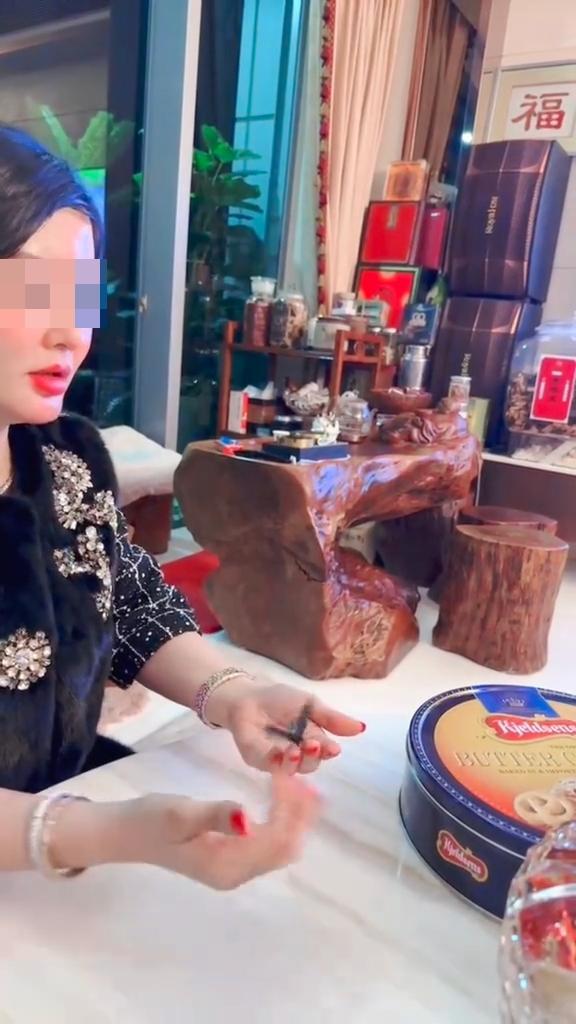 成人色网站导航海报