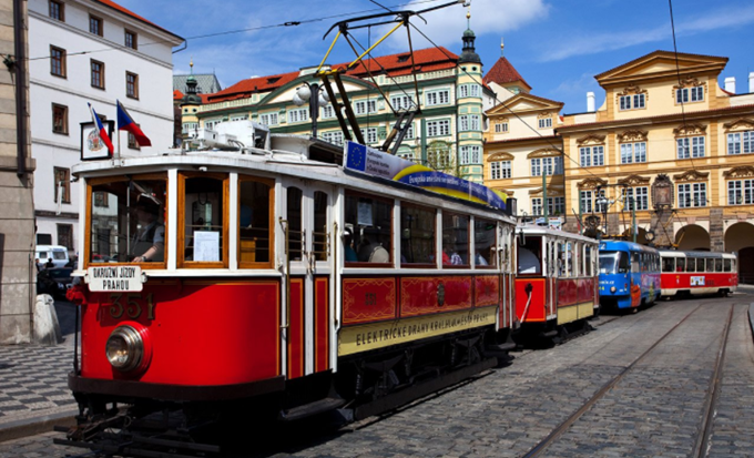 汤姆影视在线中转海报