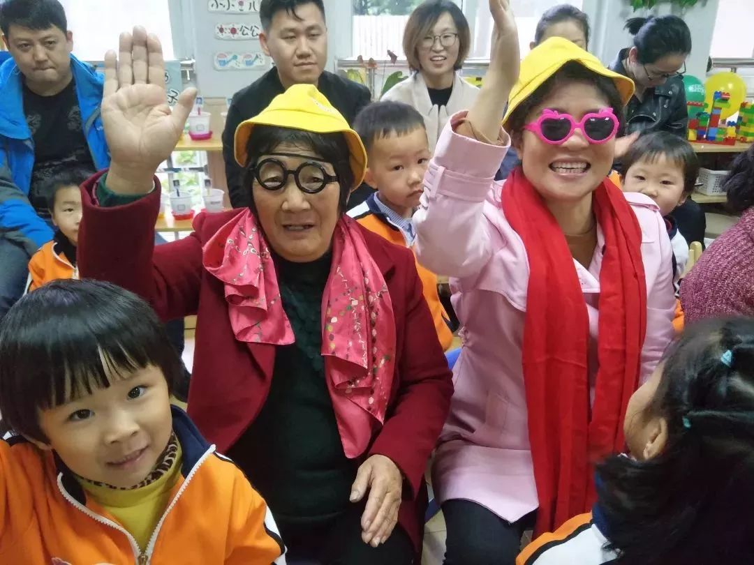 欧洲最强潮水RAPPER 他和运动品牌出过限量鞋款海报