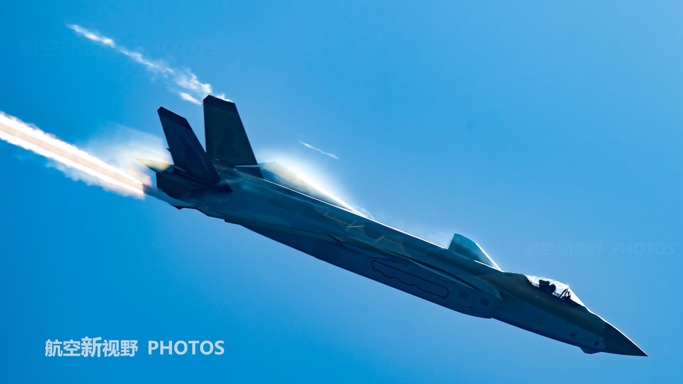 林芊妤厕所门事件 不讨论未经核实的林芊信息海报