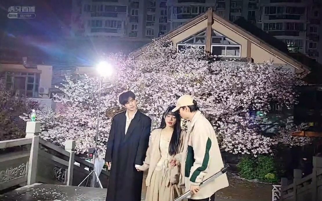 chottie 易阳海报