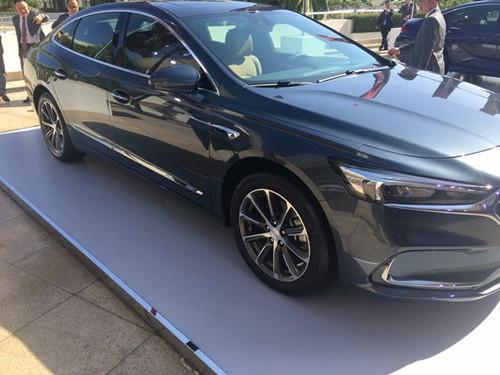 九一吃瓜西门官人 逐步形成定制化的吃瓜内容流海报