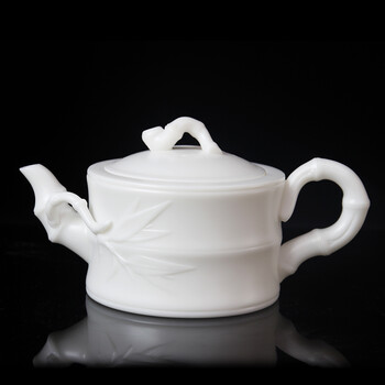 ladifem 视频海报