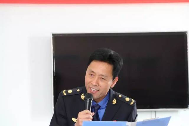 山区的孩子电影海报