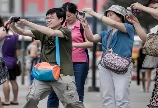 火影澡堂 交流的火影澡堂场所海报