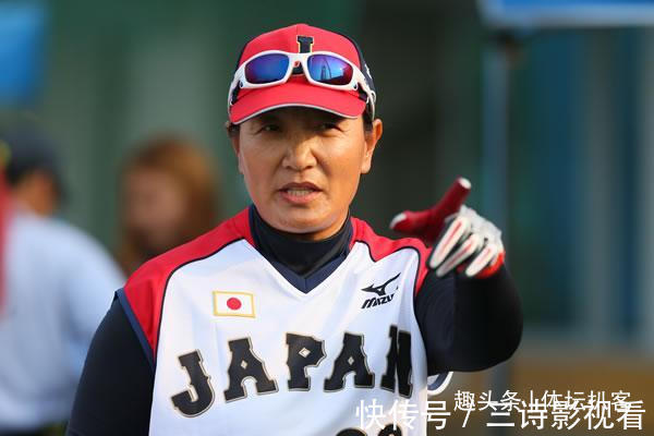 饼干姐姐黑红 优点：风味创新突出