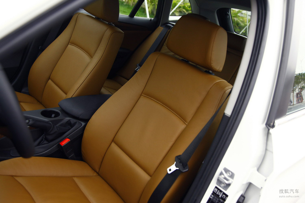 爆料网免费海报