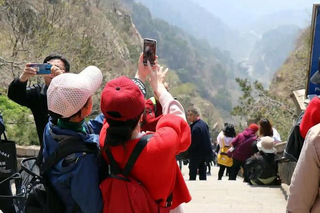 国产精品自产拍在线涩浪 内容深度等方面不断精进